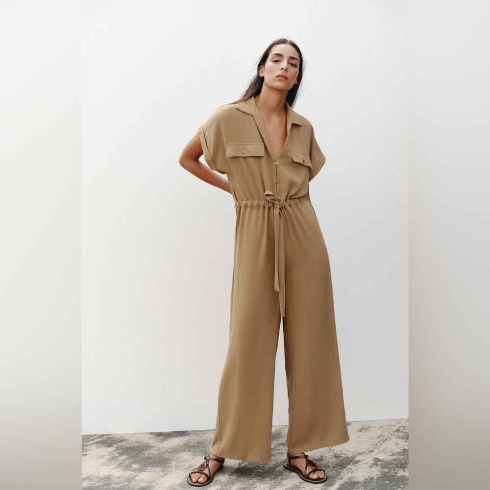 ZARA Khaki Pocket Jumpsuit V Neck Sz M NEW